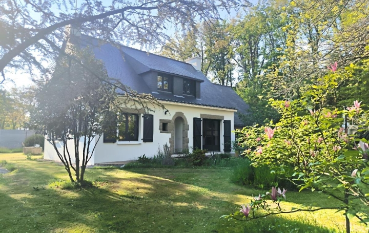 Maison PEAULE 151 m2 329 900 € Maison PEAULE 151 m2 329 900 €